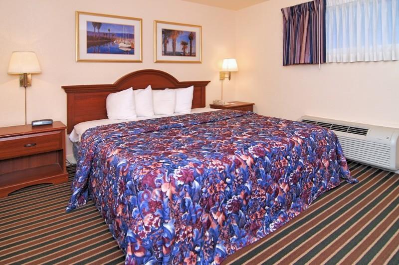 Palm Aire Hotel And Suites Weslaco Room photo